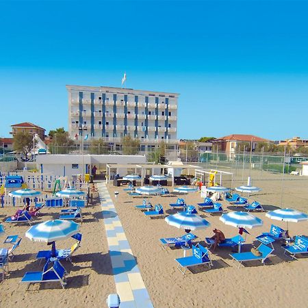 Hotel Mareblu Сенігаллія Екстер'єр фото