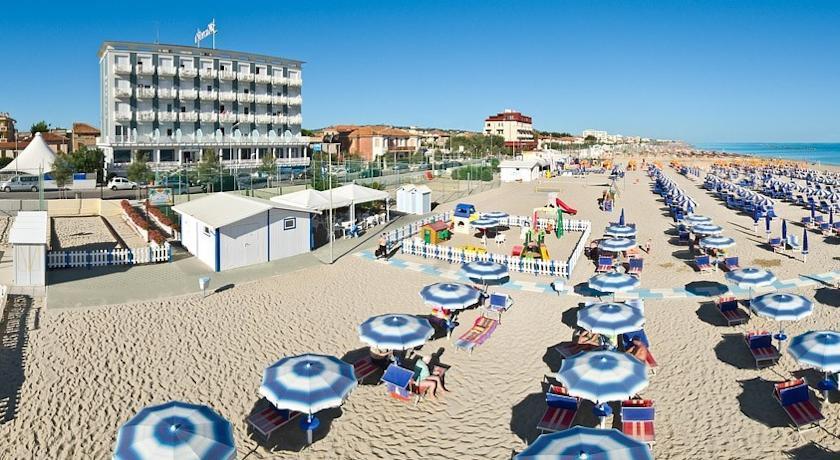 Hotel Mareblu Сенігаллія Екстер'єр фото